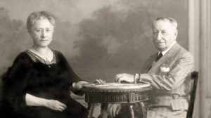 Albert-Ahrens-con-Johanna-Benjamin-300x168